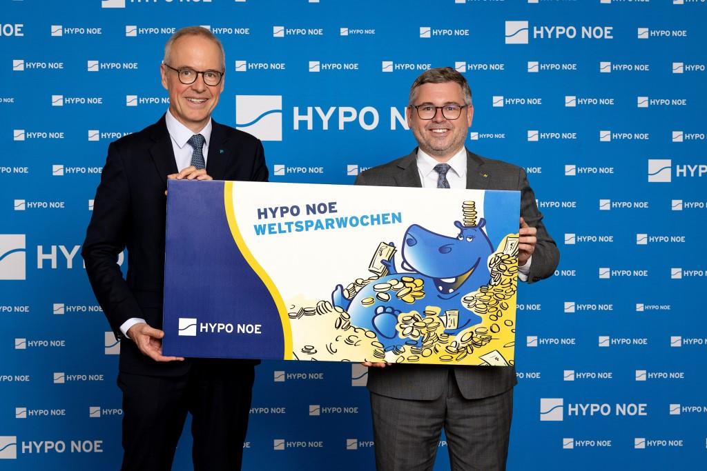 HYPO NOE Vorstand Wolfgang Viehauser und Finanzlandesrat Ludwig Schleritzko laden zu den regionalen Weltsparwochen der HYPO NOE ein (Bildquelle: HYPO NOE / Gorla)