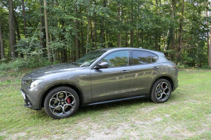 Der Alfa Romeo Stelvio Veloce 2.0 mit 280 PS und Allradantrieb im Guten Tag Österreich Autotest (Bildquelle: Thomas Resch)