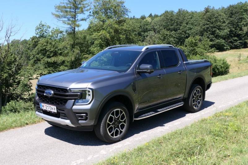 Der Ford Ranger Wildtrak, 2.0-Liter-EcoBlue-Diesel (205 PS) mit dem 10-Gang-Automatikgetriebe samt elektronisch gesteuerten, permanenten e-4WD-Allradantrieb im Guten Tag Österreich Autotest (Bildquelle: Thomas Resch)