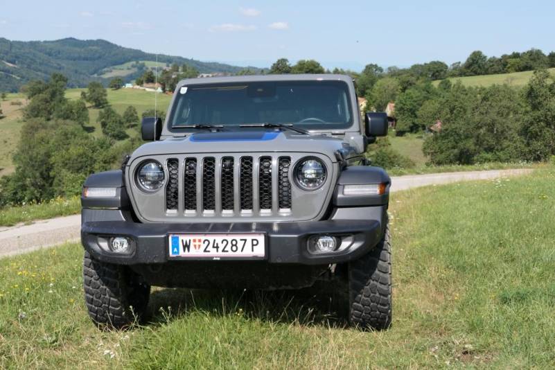 Der Jeep Wrangler Rubikon 4xe, 2.0 Plug-In Hybrid mit 280 kW (380 PS) im Guten Tag Österreich Autotest (Bildquelle: Thomas Resch)